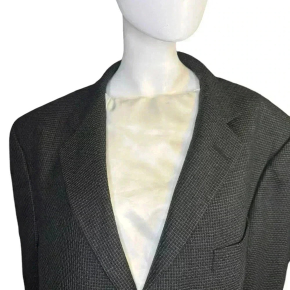 Jos A Bank Vintage Signature Collection Men’s Gray Plaid Wool Blazer Jacket. - Picture 7 of 14